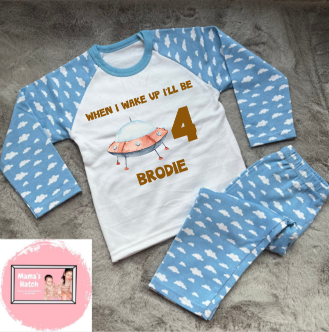 Alien Spaceship When I Wake Up I Will Be Blue Birthday Pyjamas image 0