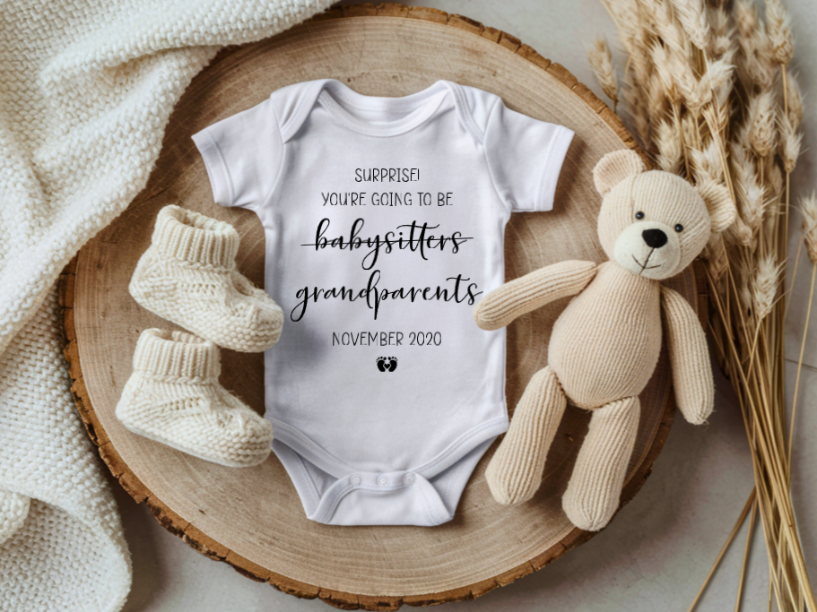 Personalised Grandparents Pregnancy Announcement Vest image 0