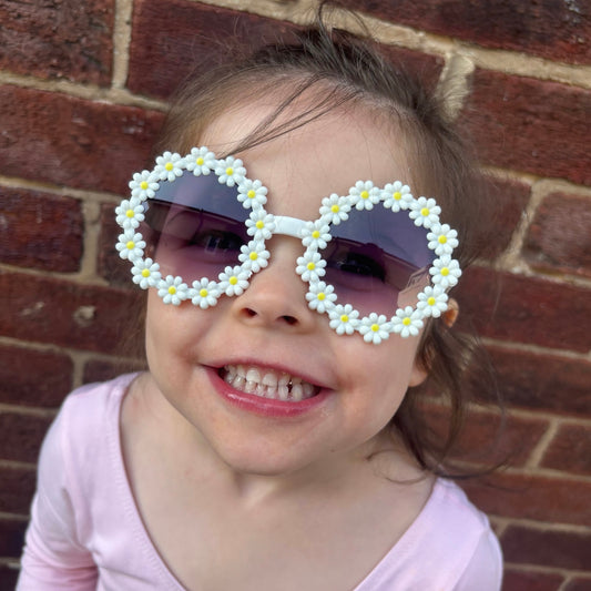 Girls Daisy Flower Sunglasses image 0